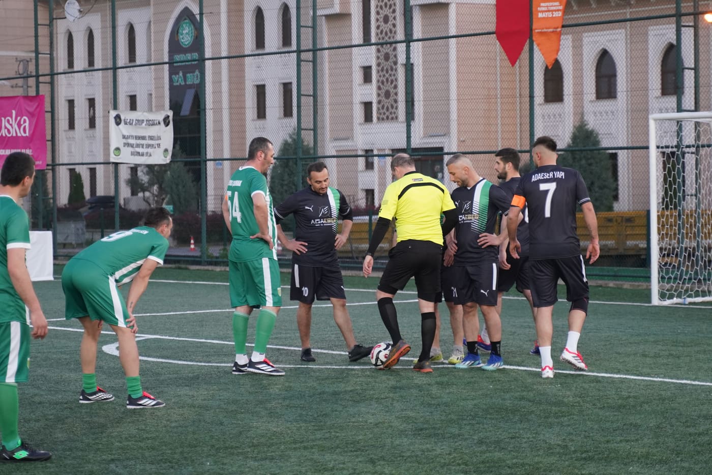 Amatör futbol turnuvasından kare